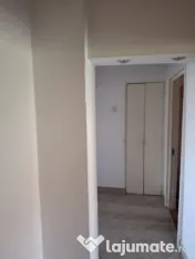 Apartament 3 camere centru policlinică cu plată 