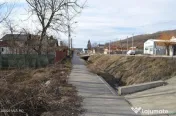 Valea Ursului - DN 7, Teren Stradal 2744 mp 