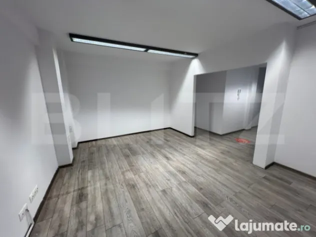 Spatiu de birou, 64 mp, zona Piata Mihai Viteazu - Cluj-Napoca (Cluj)