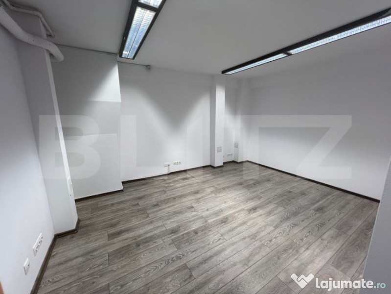 Spatiu de birou, 64 mp, zona Piata Mihai Viteazu - Cluj-Napoca (Cluj)