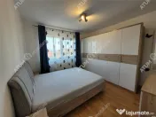 Apartament decomandat 3 camere si balcon zona Vasile Aaron d 