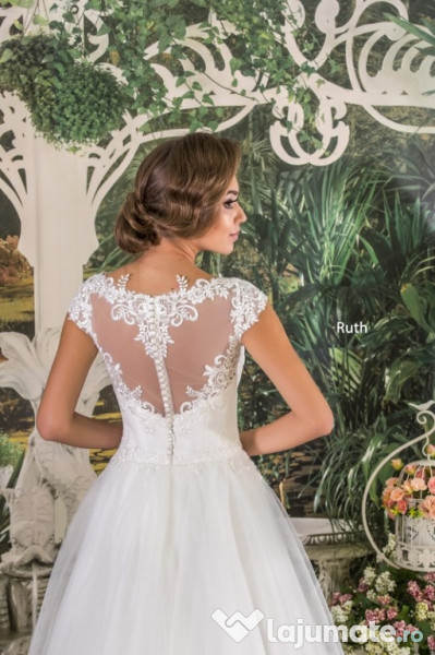 Rochie de mireasa model Ruth