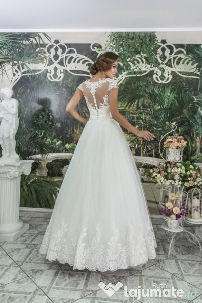 Rochie de mireasa model Ruth
