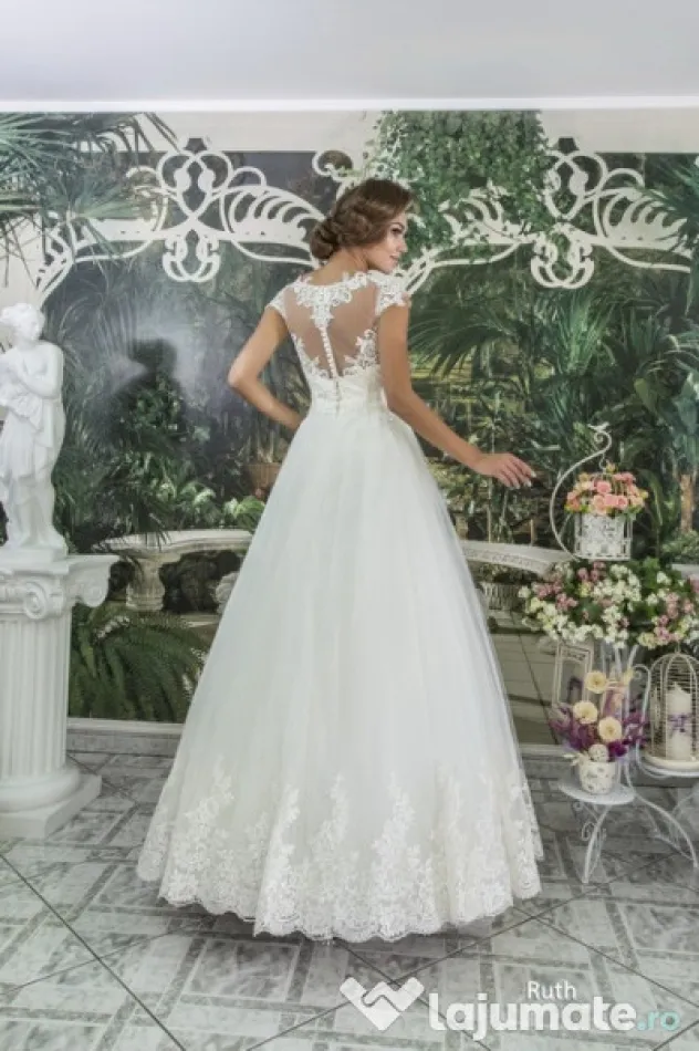 Rochie de mireasa model Ruth