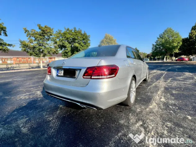 Mercedes Benz E 200 vand sau schimb