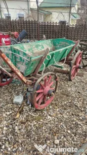 Caruta rustica veche din lemn 