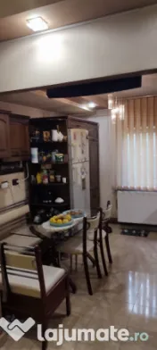 Particular: Vand apartament 3 camere, etaj 1 - zona Colentina, str. Radovanu 