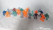 Lot figurine plastic noi pentru copii