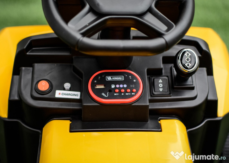 Tractoras cu brat si cupa electrica, Bonet 2x 30W 12V yellow
