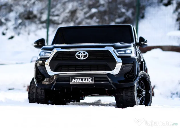 Masinuta electrica pt. 2 copii Toyota Hilux 4x45W 12V 14Ah