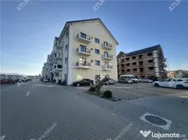 Spatiu comercial de 59 mp cu 2 locuri de parcare in zona Pic