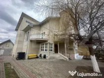 Casa individuala S+P+1+M, 13 camere, 300mp utili, 850mp tere