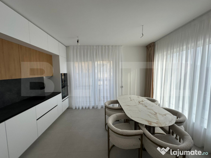 Duplex cu 4 camere, 178 mp utili, cu garaj, panoramă superb