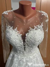 Rochie de mireasă tip prințesă 