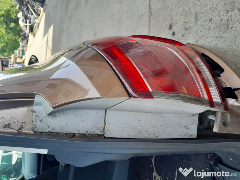 Aripa Dreapta Spate Ford B-MAX 2014