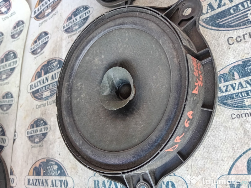 Boxa dreapta fata Dacia Duster 2019