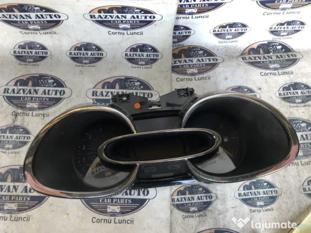 Ceasuri Bord UK Renault Clio 4 2013