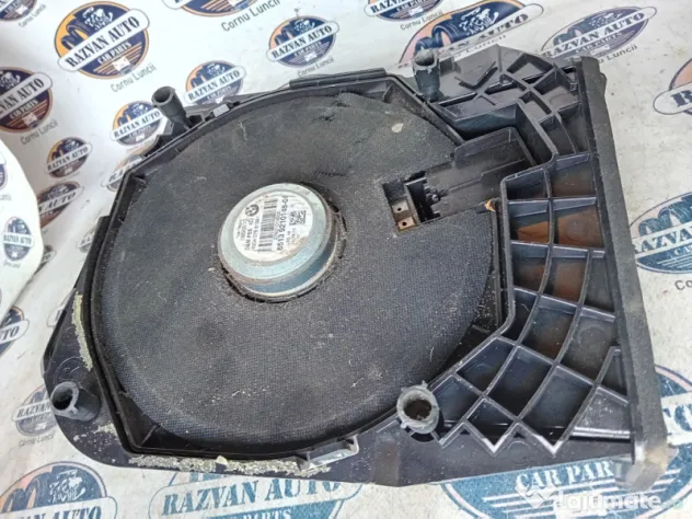 Boxa podea dreapta BMW Seria 1 F20