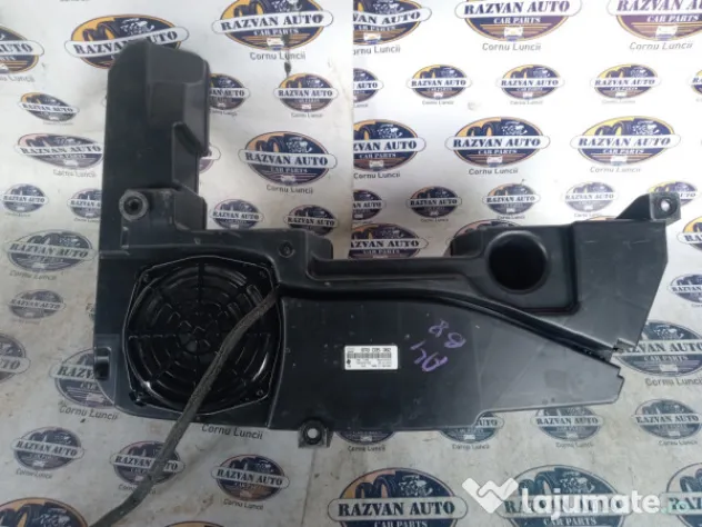 Subwoofer spate original Audi A4 B8