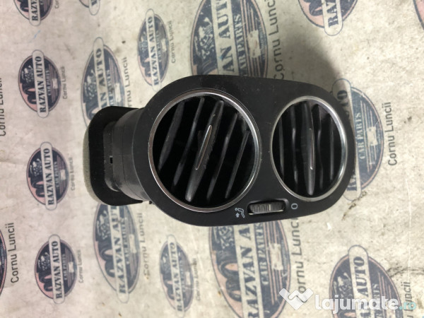 Grila ventilatie dreapta Volkswagen Golf 5 Plus 2007