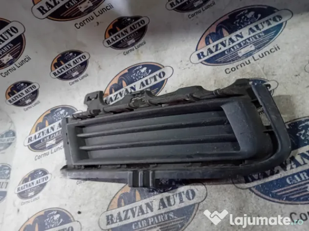 Grila proiector dreapta Volkswagen Golf 7 2014