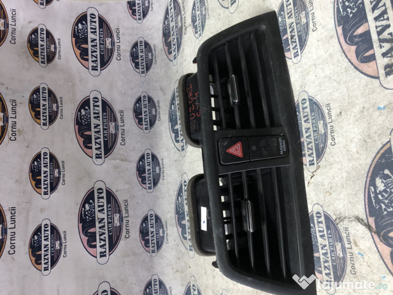 Grila ventilatie centrala Suzuki SX4 2015