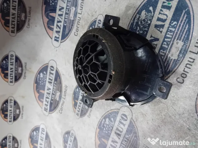 Grila ventilatie stanga Nissan Juke 2011