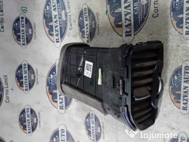 Grila ventilatie stanga Kia Sportage 2010