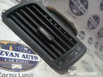 Grila ventilatie dreapta Volkswagen Passat CC 2010
