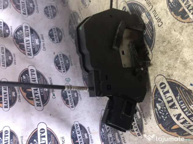 Broasca dreapta spate Renault Captur 2015
