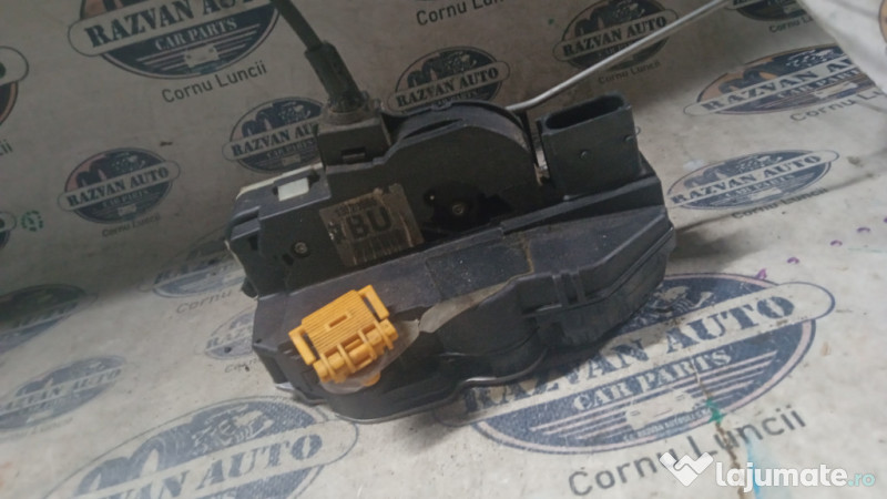 Broasca stanga spate Opel Astra J Break 2011