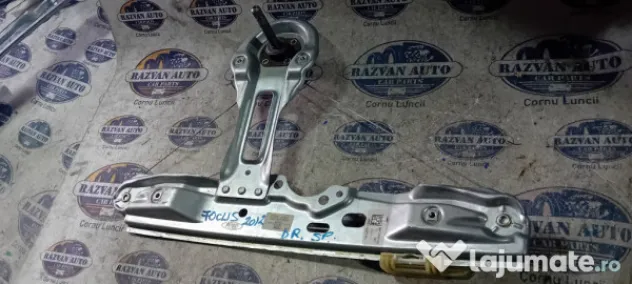 Macara geam dreapta spate Ford Focus 3 2012