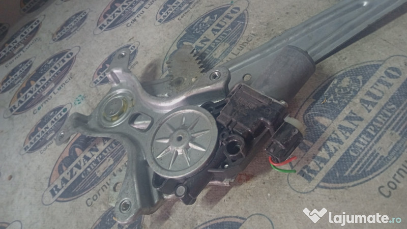 Macara geam dreapta spate Suzuki Vitara