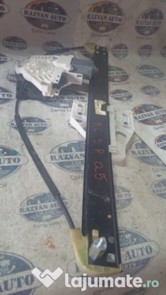 Macara geam dreapta spate Audi Q5 2010