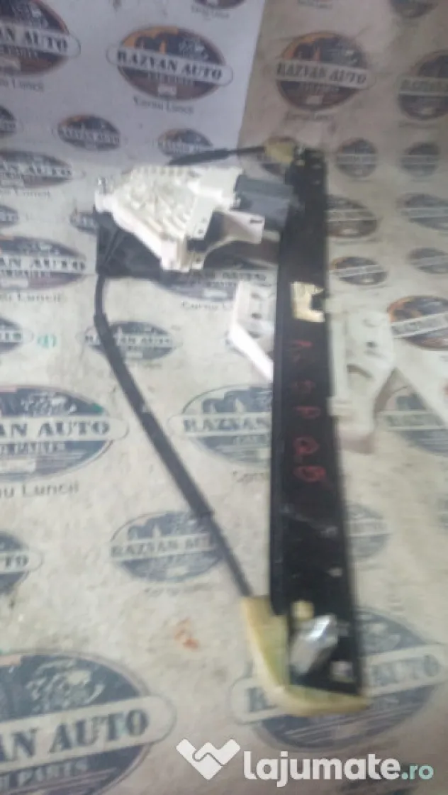 Macara geam dreapta spate Audi Q5 2010