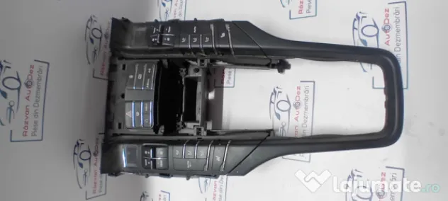 Consola centrala Porsche Cayenne 2011
