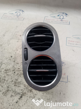 Grila ventilatie stanga Volkswagen Tiguan Motorina 2010