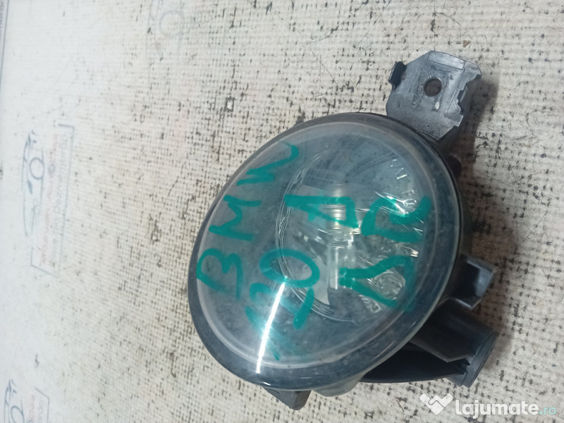 Proiectoare dreapta BMW 120