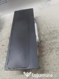 Airbag genunchi Volkswagen Passat B8 2015