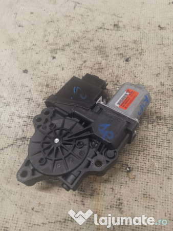 Motoras macara dreapta spate Kia Ceed 2012