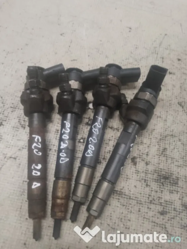 Injector BMW Seria 1 F20 2.0 Motorina 2012