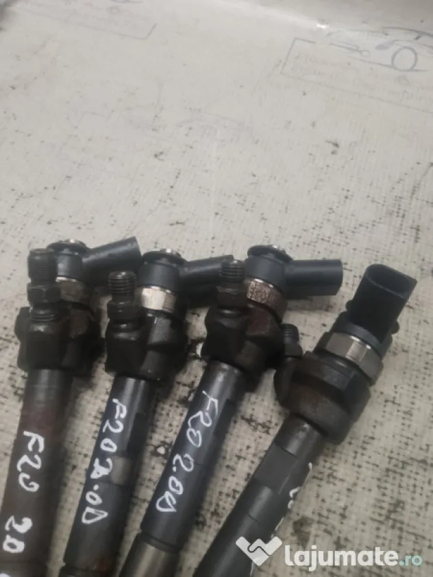 Injector BMW Seria 1 F20 2.0 Motorina 2012