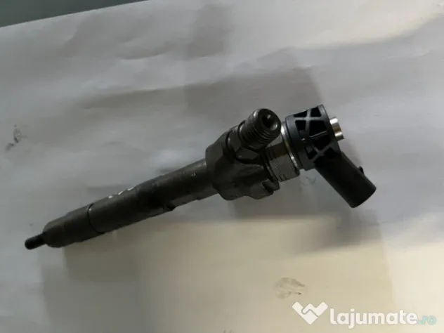Injector BMW F10 2.0 Motorina 2012