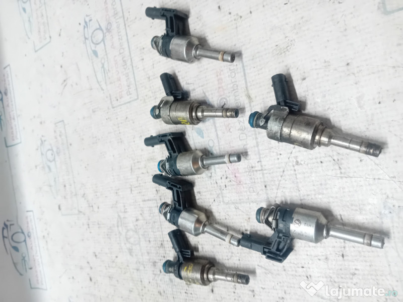 Injector Volkswagen Passat CC 1.8 Benzina 2013