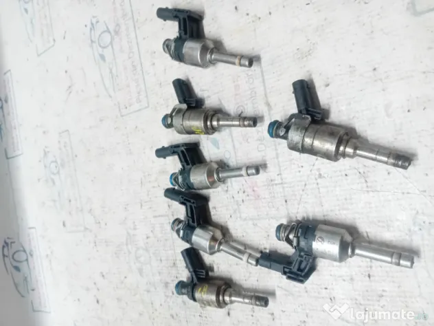 Injector Volkswagen Passat CC 1.8 Benzina 2013