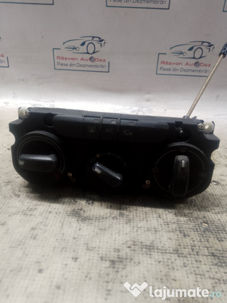 Panou comanda clima Volkswagen Golf 4 2003