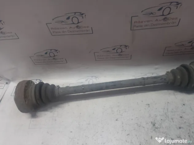 Planetara dreapta spate BMW X1 2.0 Motorina 2010