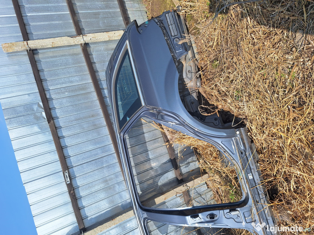 Aripa Stanga Spate Mercedes C-Class W204 2012
