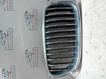 Grila centrala dreapta BMW F10 2011