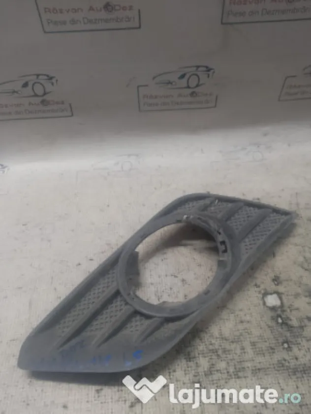 Grila proiector stanga Opel Antara 2012